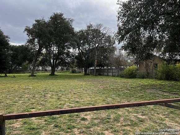 0.5 Acres of Land for Sale in Lytle, Texas