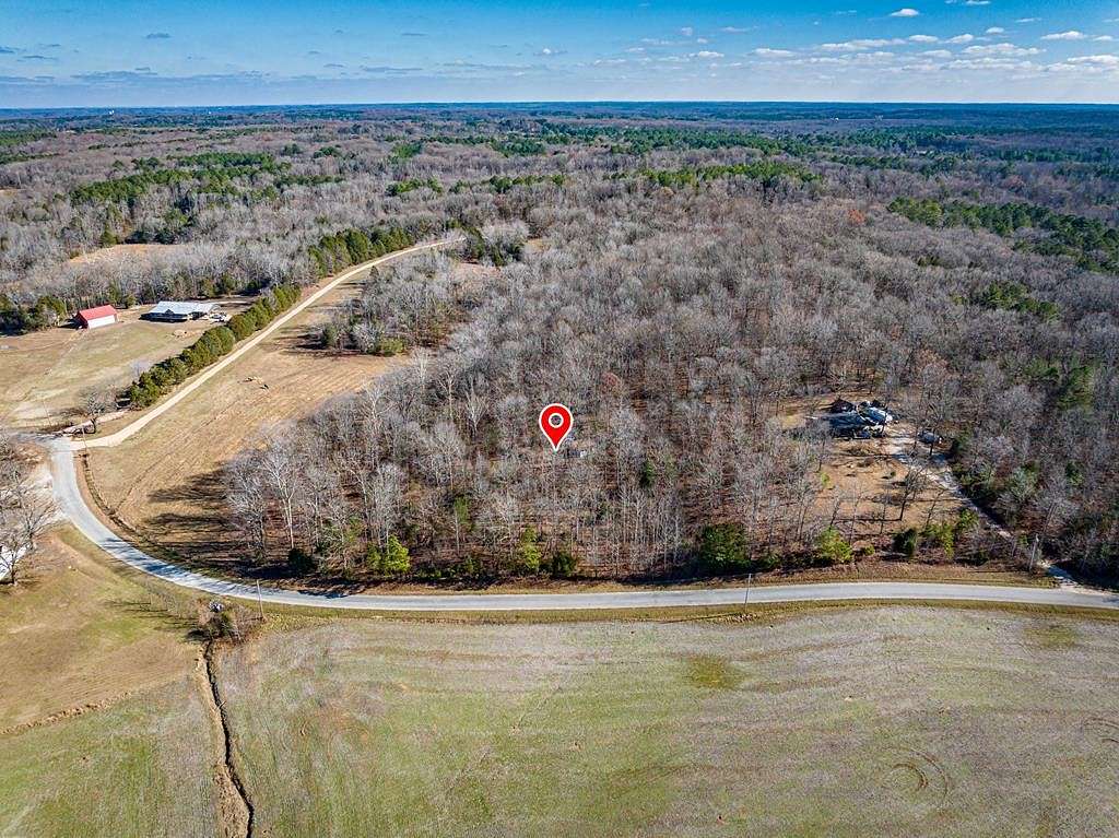 2.9 Acres of Residential Land for Sale in Huntingdon, Tennessee