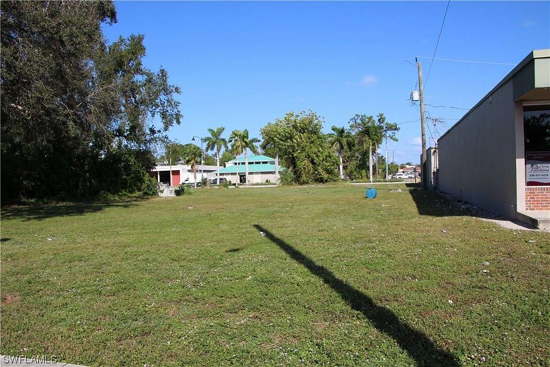 0.5 Acres of Residential Land for Sale in Fort Myers, Florida