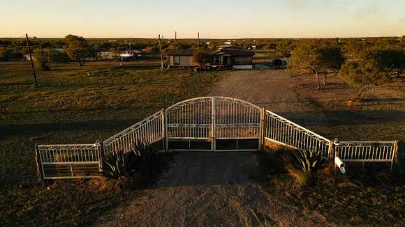 11.4 Acres of Agricultural Land for Sale in Laredo, Texas