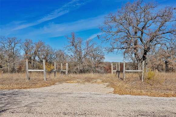 10 Acres of Recreational Land for Sale in Springtown, Texas