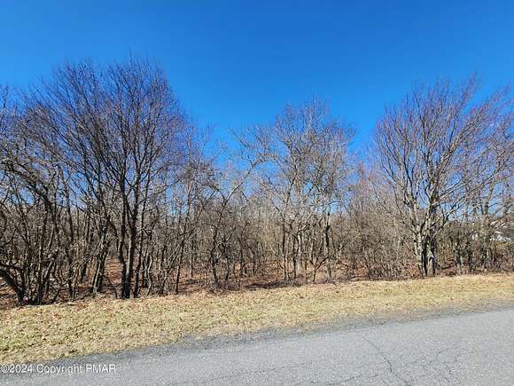 2 Acres of Residential Land for Sale in Albrightsville, Pennsylvania