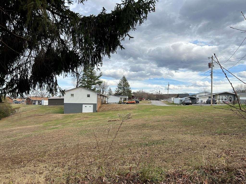 0.75 Acres of Residential Land for Sale in Newport, Tennessee