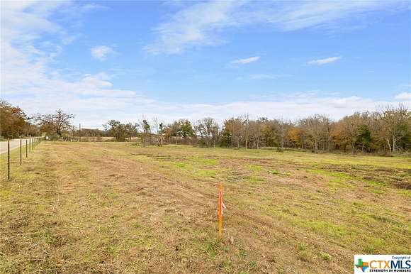 2.531 Acres of Residential Land for Sale in Dale, Texas