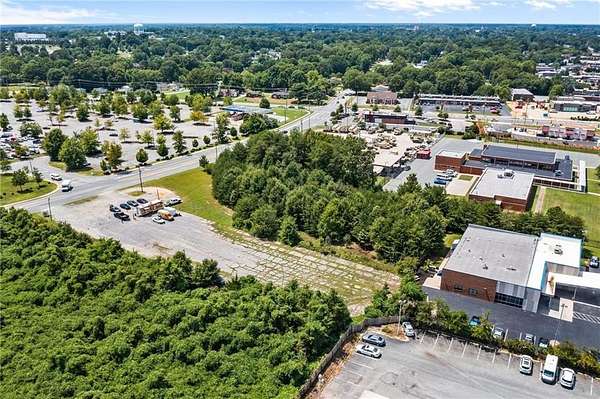 4.49 Acres of Mixed-Use Land for Sale in Burlington, North Carolina