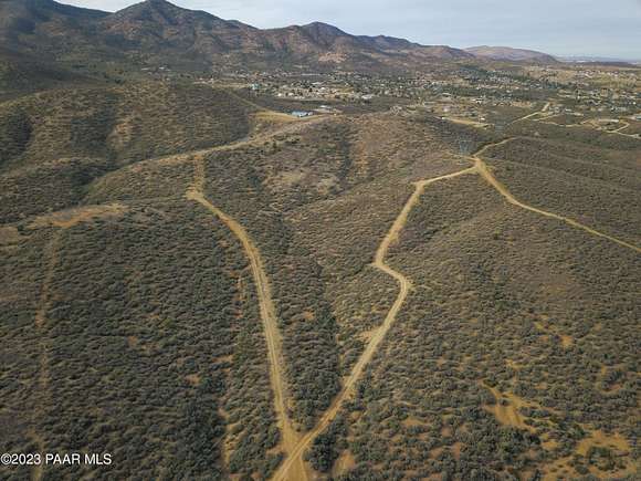 16.1 Acres of Land for Sale in Dewey-Humboldt, Arizona