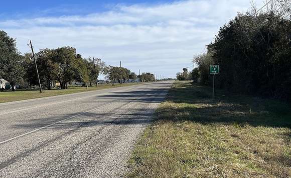 28.5 Acres of Land for Sale in Edna, Texas