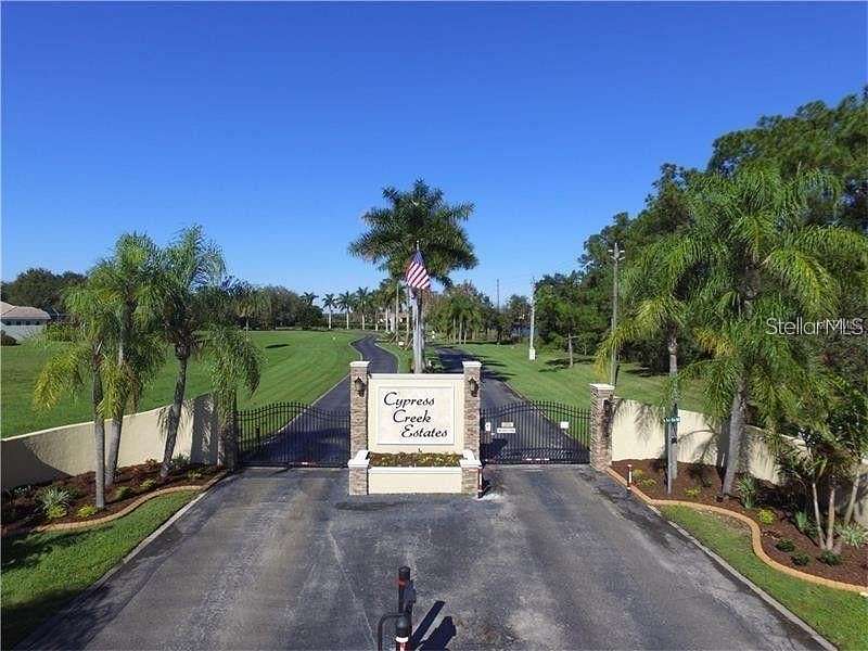 1.2 Acres of Land for Sale in Bradenton, Florida