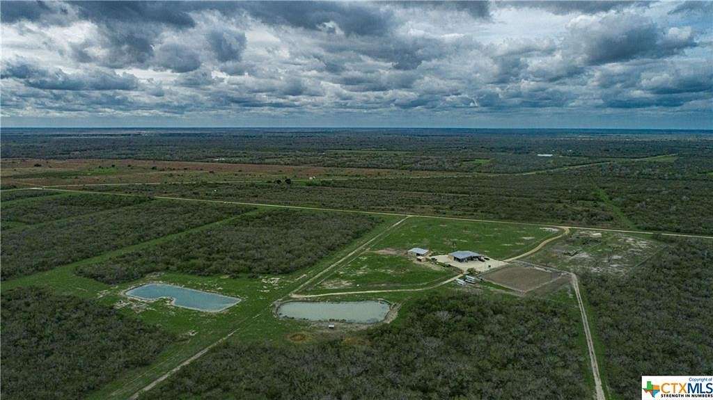 468 Acres of Improved Land for Sale in Victoria, Texas