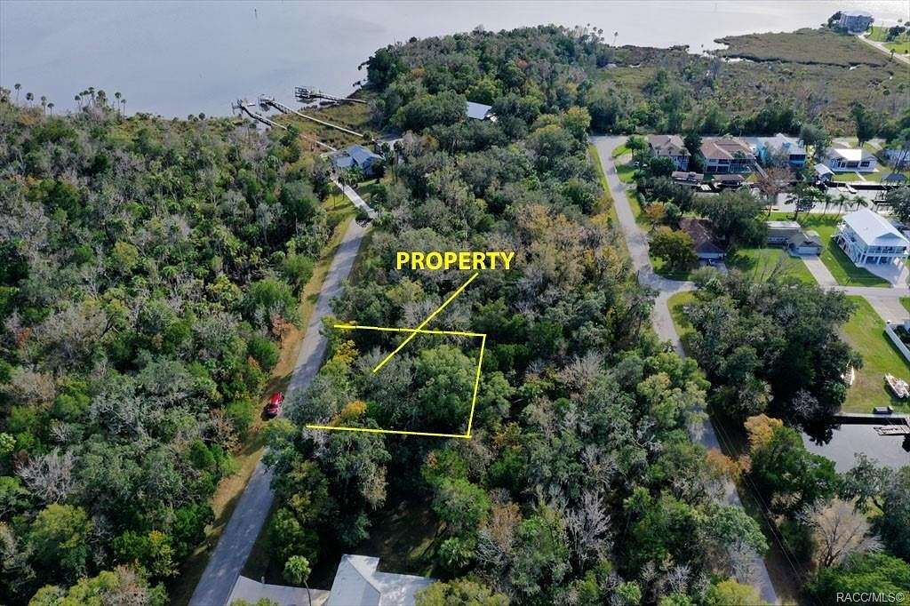 0.25 Acres of Land for Sale in Crystal River, Florida