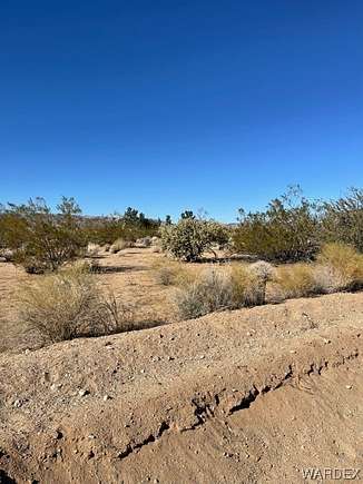 2.3 Acres of Residential Land for Sale in Golden Valley, Arizona