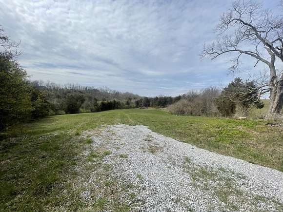 14.9 Acres of Land for Sale in Winchester, Kentucky