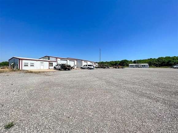 5.6 Acres of Improved Mixed-Use Land for Sale in Alderson, Oklahoma