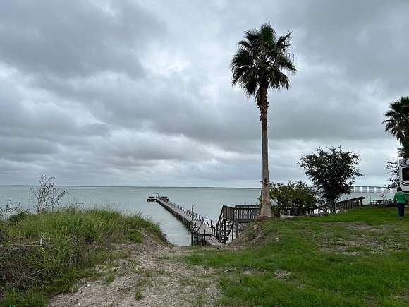 1.5 Acres of Residential Land for Sale in Rockport, Texas
