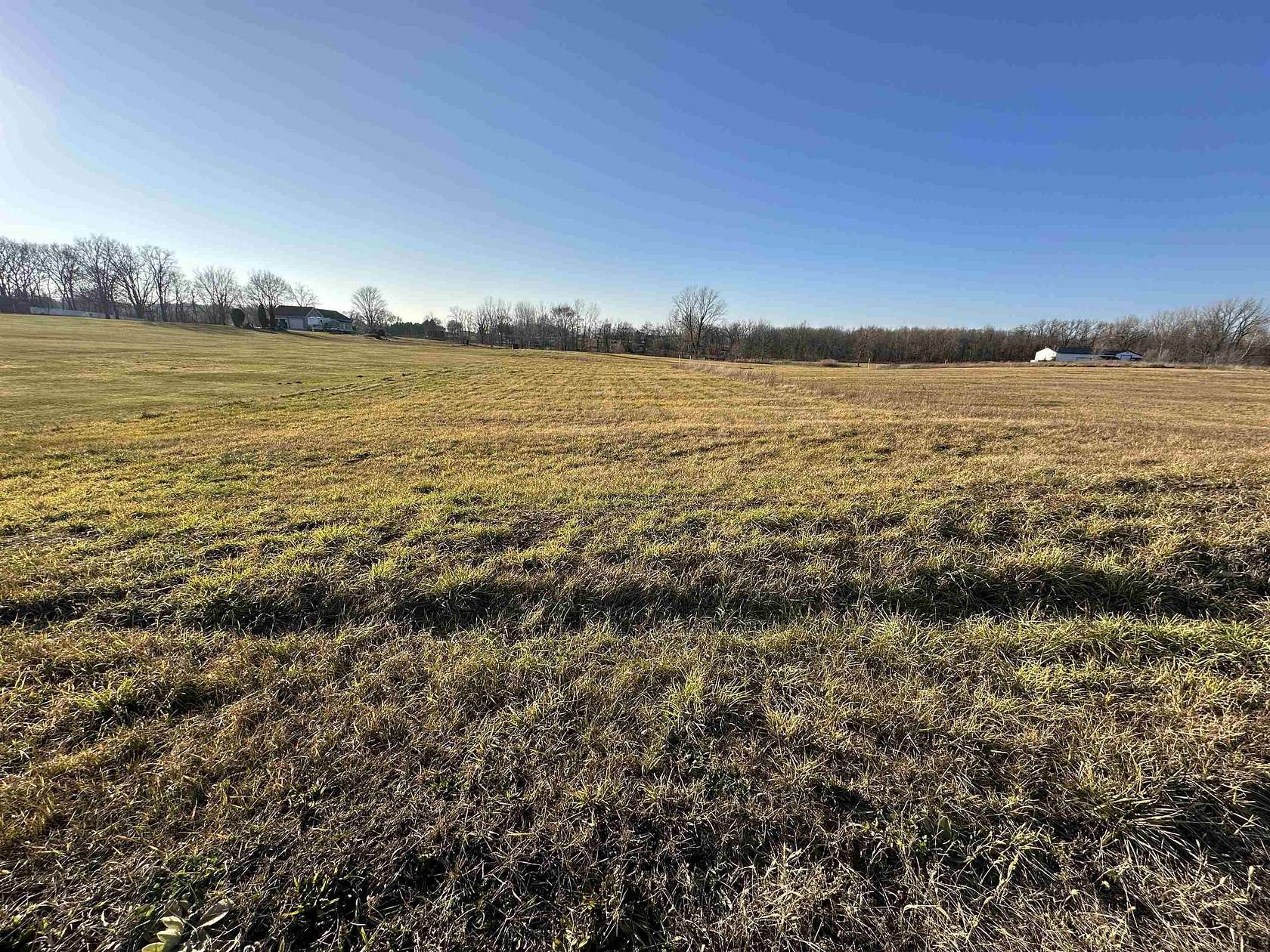 10.7 Acres of Land for Sale in Wawaka, Indiana