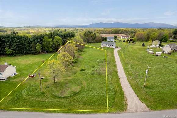 1.2 Acres of Residential Land for Sale in Clermont, New York