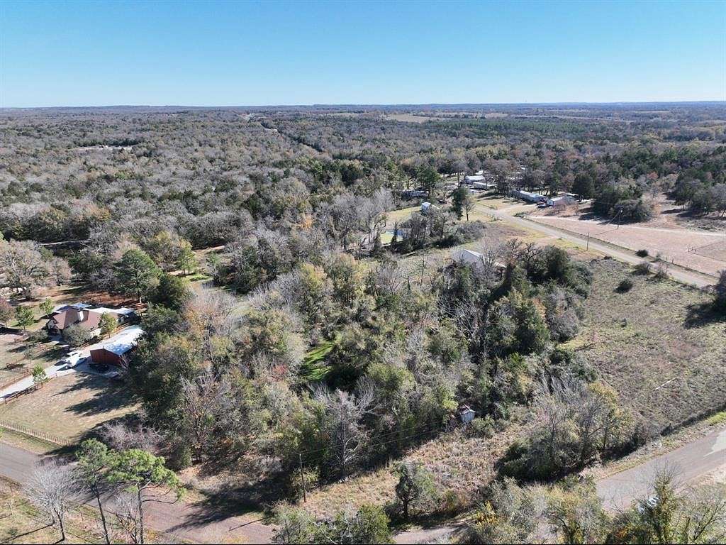 1.6 Acres of Residential Land for Sale in Fairfield, Texas