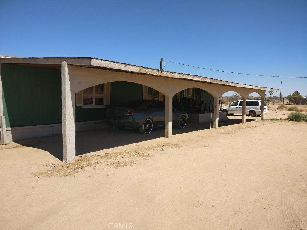 6 Acres of Residential Land with Home for Sale in Phelan, California