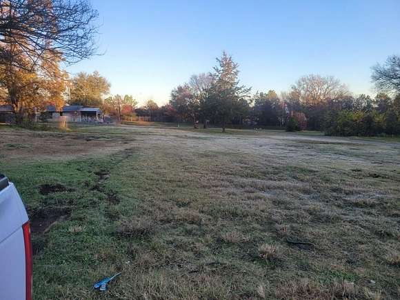 0.12 Acres of Land for Sale in Pittsburg, Texas