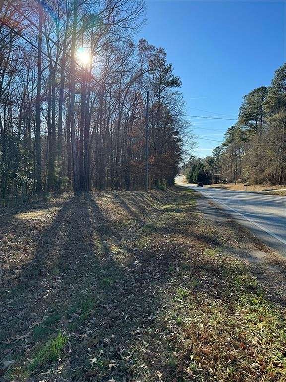 7 Acres of Residential Land for Sale in Loganville, Georgia