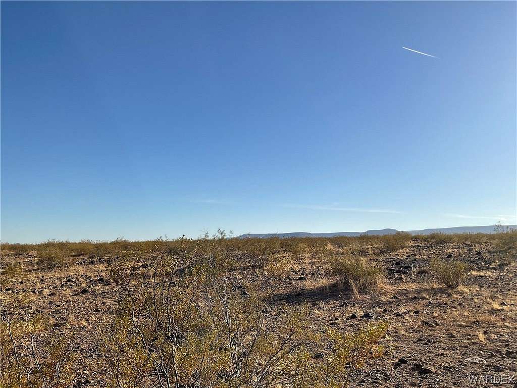 2.4 Acres of Land for Sale in Golden Valley, Arizona