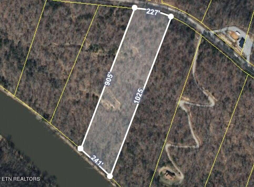 6.76 Acres of Land for Sale in Speedwell, Tennessee