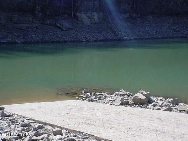 6.23 Acres of Land for Sale in Speedwell, Tennessee