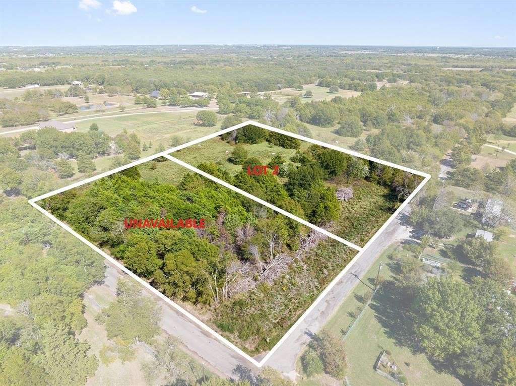 1.5 Acres of Land for Sale in Caddo Mills, Texas