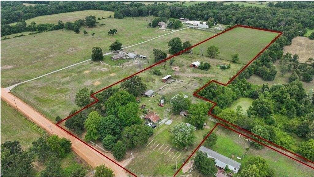 10 Acres of Mixed-Use Land for Sale in Centerton, Arkansas