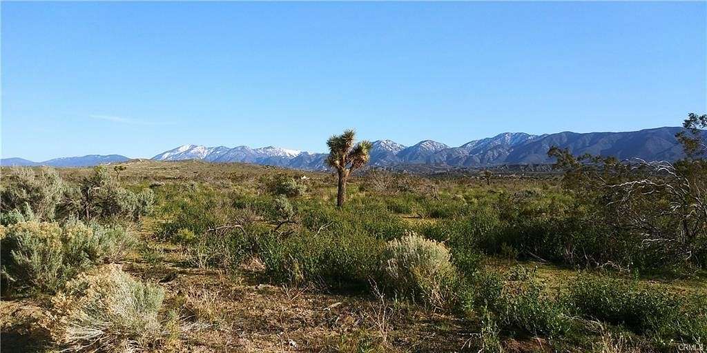 9.7 Acres of Land for Sale in Pearblossom, California