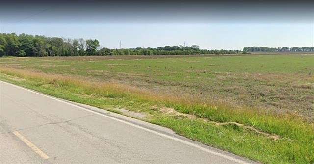 104 Acres of Land for Sale in Gardner, Kansas