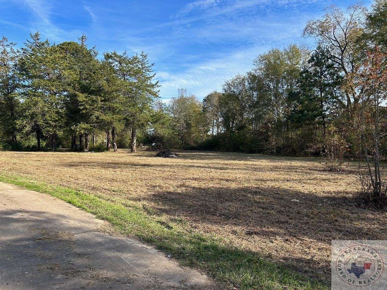 2 Acres of Residential Land for Sale in Atlanta, Texas