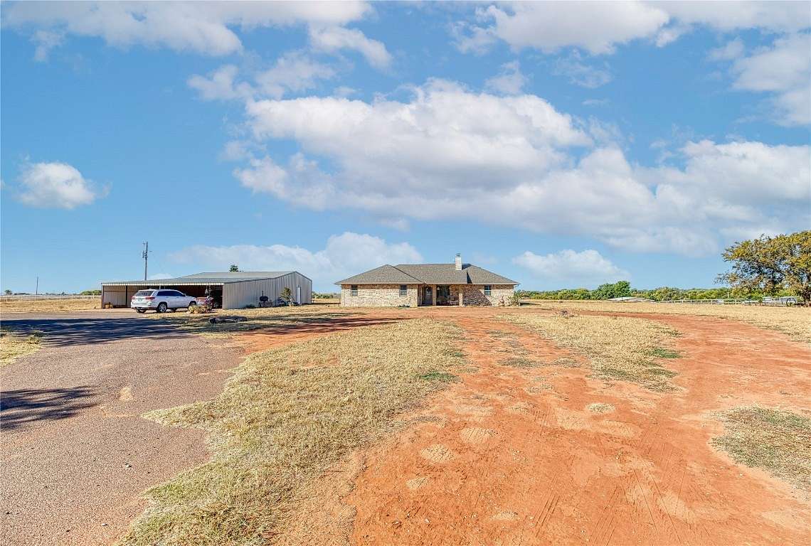 6 Acres of Residential Land with Home for Sale in Elk City, Oklahoma