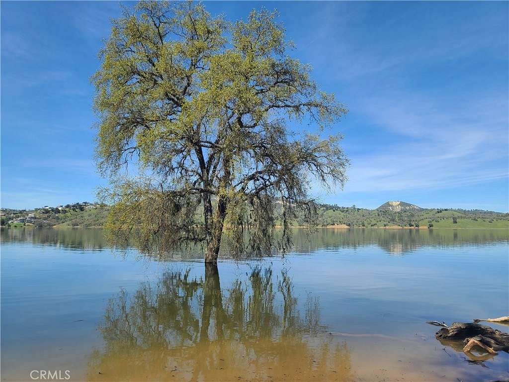 44 Acres of Land for Sale in Paso Robles, California