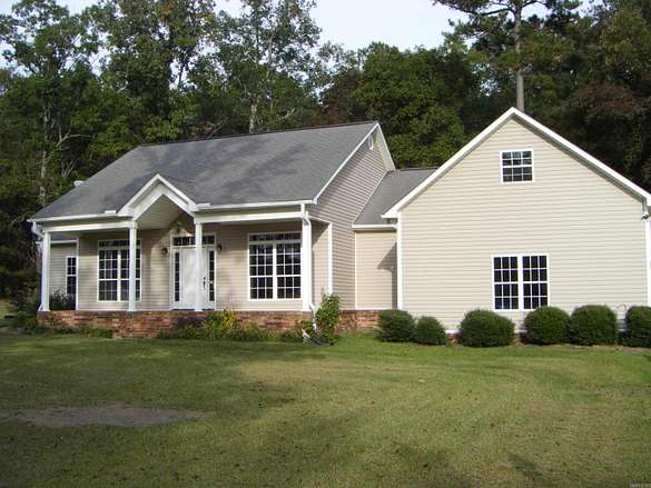 7.9 Acres of Residential Land with Home for Sale in Arkadelphia, Arkansas