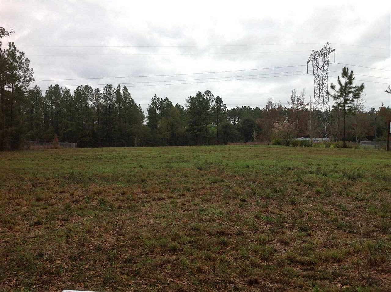 0.78 Acres of Land for Sale in Crawfordville, Florida