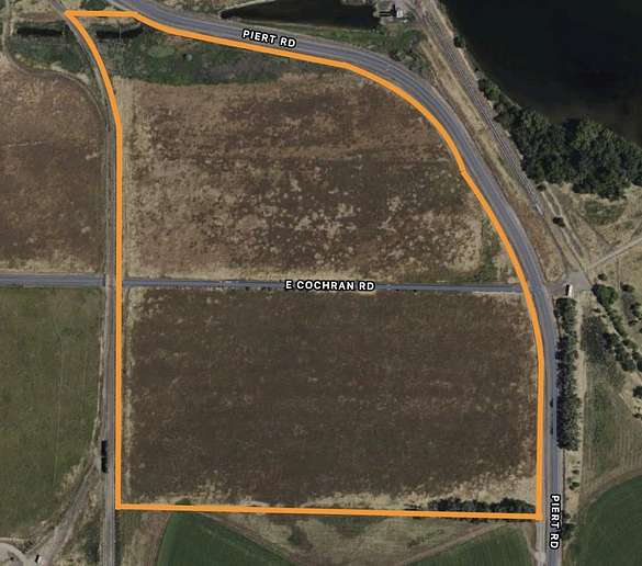 5 Acres of Commercial Land for Sale in Finley, Washington