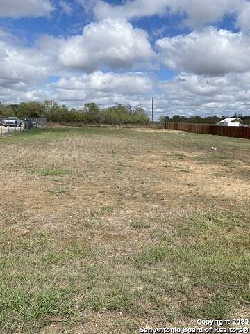 0.5 Acres of Residential Land for Sale in Pleasanton, Texas