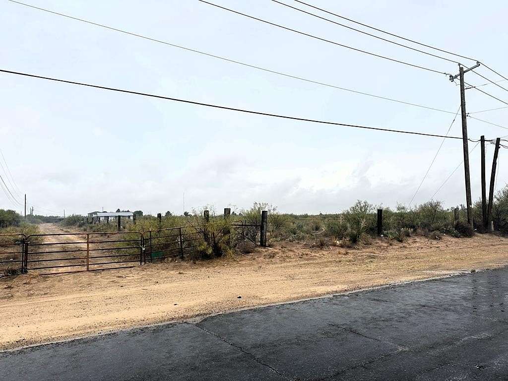 10 Acres of Residential Land with Home for Sale in Monahans, Texas