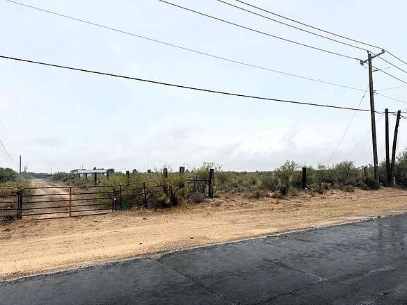 10 Acres of Residential Land with Home for Sale in Monahans, Texas