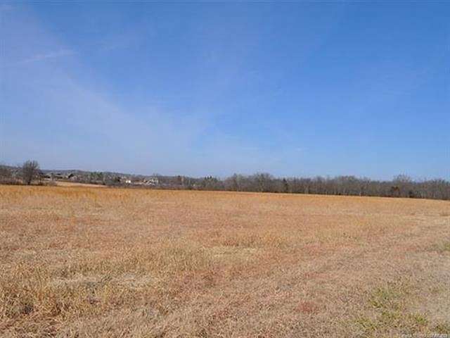 5 Acres of Land for Sale in Broken Arrow, Oklahoma