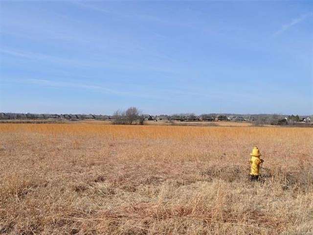 5 Acres of Land for Sale in Broken Arrow, Oklahoma