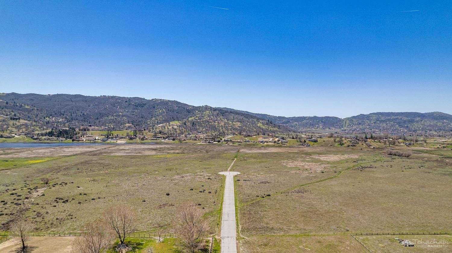 13 Acres of Land for Sale in Tehachapi, California