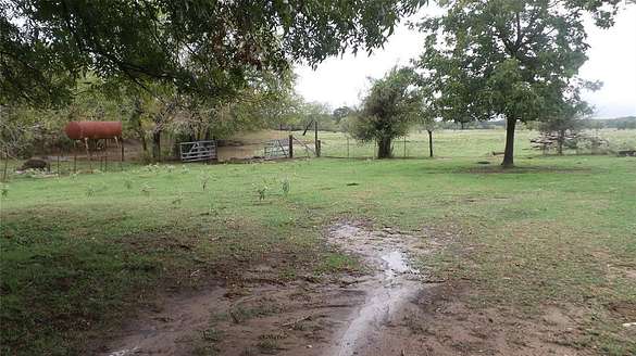 89 Acres of Land with Home for Sale in Kemp, Texas