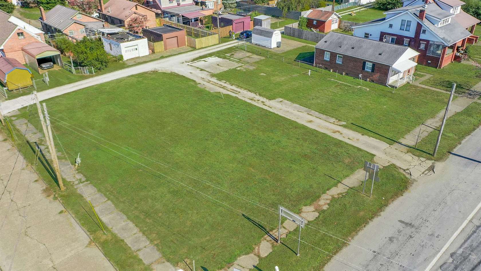 0.33 Acres of Residential Land for Sale in Huntington, West Virginia