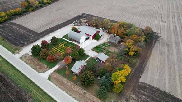 4 Acres of Land with Home for Sale in Stratford, Iowa
