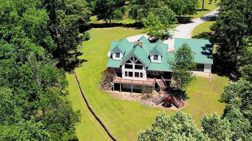 4.3 Acres of Residential Land with Home for Sale in Georgetown, Georgia