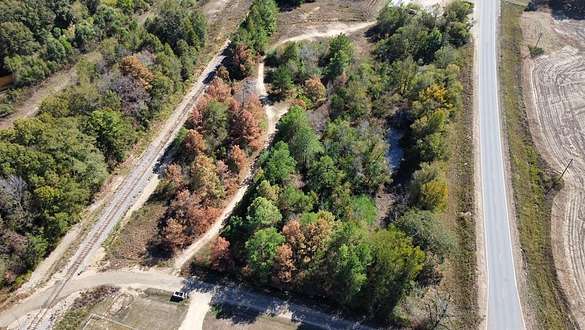 21 Acres of Land for Sale in Monticello, Mississippi