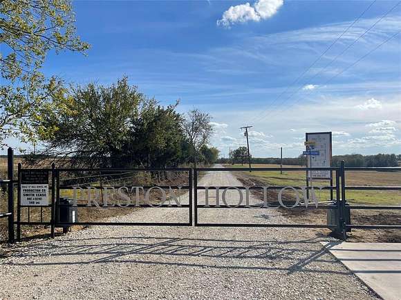 10.9 Acres of Land for Sale in Gainesville, Texas