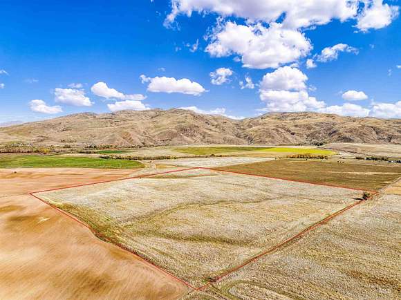 39.5 Acres of Agricultural Land for Sale in Montour, Idaho